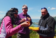 Mauro festeggia con noi i suoi 41 anni in vetta al Monte Barro il 26 maggio 2013